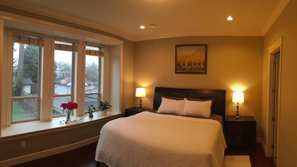 Imperial House Bed & Breakfast Burnaby Bilik gambar